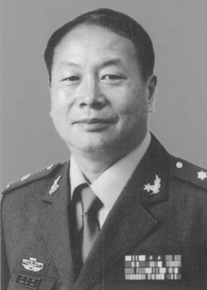 張衛明 
