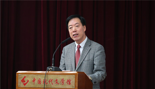 陳崎嶸在中國作協網絡小說排行榜新聞發布會上致辭