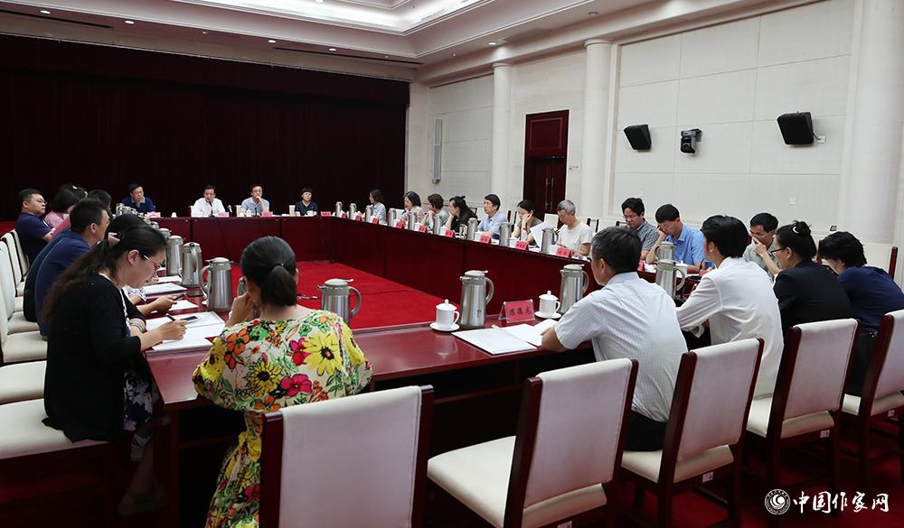 第十屆全國優秀兒童文學獎評委會第六次全體會議現場