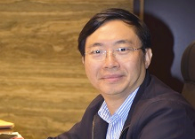 王林：童年萬花筒——近年來兒童小說的題材開掘近五年的兒童小說無論是在新題材的拓寬還是在老題材的挖掘上，都比過去有很大拓展。[詳細]