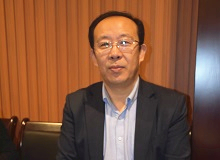 張吉宙：70年代和70年前的故事書寫童年，離不開回憶。當我試圖回憶童年的時候，發現童年依然是那個孩童的模樣。[詳細]