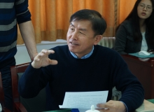 金泰成：文學傳播方式應該大眾化后媒體時代的困境來自兩個方面，一方面是新媒體的壟斷，另一方面是舊媒體運用系統的固著化。[詳細]