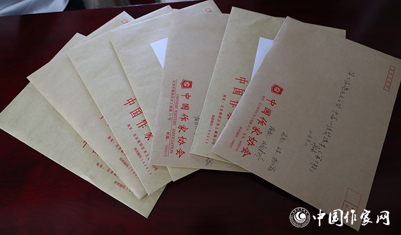 8月11日，第七屆魯迅文學獎終評選票情況蓋章封存