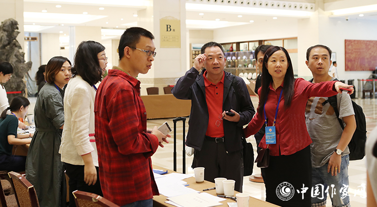 對，那邊是青春的方向