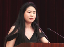 王蘇辛：感受多維的信息時代，寫出有格局的作品　　一個作家，他應該有即時性的捕捉能力，更應該有意識培養自己作品的前瞻性。[詳細]