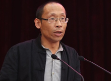 張二棍：個人深處的真相　　只有我們的作品，才是回饋白紙與黑字的唯一方式，才是弘揚道德與正義的不二選擇。[詳細]