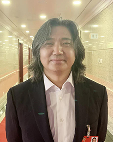 全國政協常委吳為山