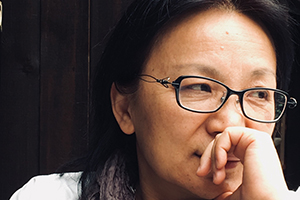 長篇小說獎：《西南邊》作者：馮良（彝族）        獲獎感言　　縱然時空相隔，涼山都不曾離開我哪怕須臾，她是我生命的緣起、情感的依托。歲月流不走的記憶、前行的腳步，那些深懷冷傲、倔強，卻掩不住奔放、幽默的族人，無論彝族、漢族，還有他們的人生，帶著大時代巨變的深遠回響，那激蕩的、傳奇的、英勇的、赫赫聲名的、深情的，還有機智的，甚或狡黠的，何其珍貴，猶如珍珠……