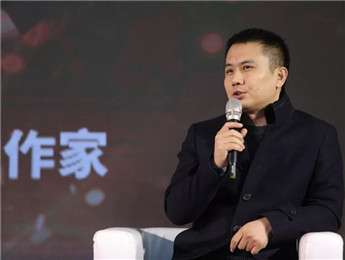 何常在：“重現實”題材的創作難點