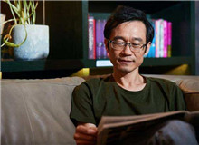 黃德?！端寄衔膶W選刊》副主編