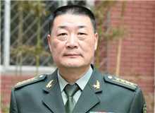 【徐貴祥】	傅逸塵丨《英雄傳奇的“現代性”重構》；	宋　嵩丨《斜月沉沉藏海霧 碣石瀟湘無限路》。