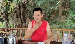 江西作家徐觀潮采訪江西省袁家山袁隆平科普教育基地