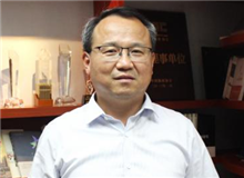 安徽文藝出版社：文學出版人要能沉得住氣　　這些年，安徽文藝社深耕原創現實題材長篇小說產品線，出版了一大批優秀文藝作品。[詳細]