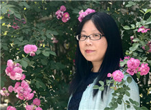 葉彌談孔燕妮：一個真正的女人是為愛而生的　　35歲這個年齡是屬于不上不下的，她既沒有那么年輕，但是又不是那么衰老。[詳細]