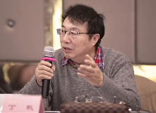 丁　帆：觸碰中國鄉土小說史詩的書寫　　真善美與假惡丑在中原鄉土大地上交鋒于無形、無聲、無相之中。[詳細]