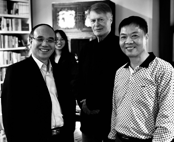 第一排右起：王理行，勒克萊齊奧，許鈞