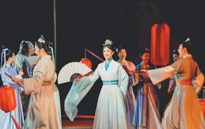 圖為歌劇《李清照》劇照。  　　浙江演藝集團供圖