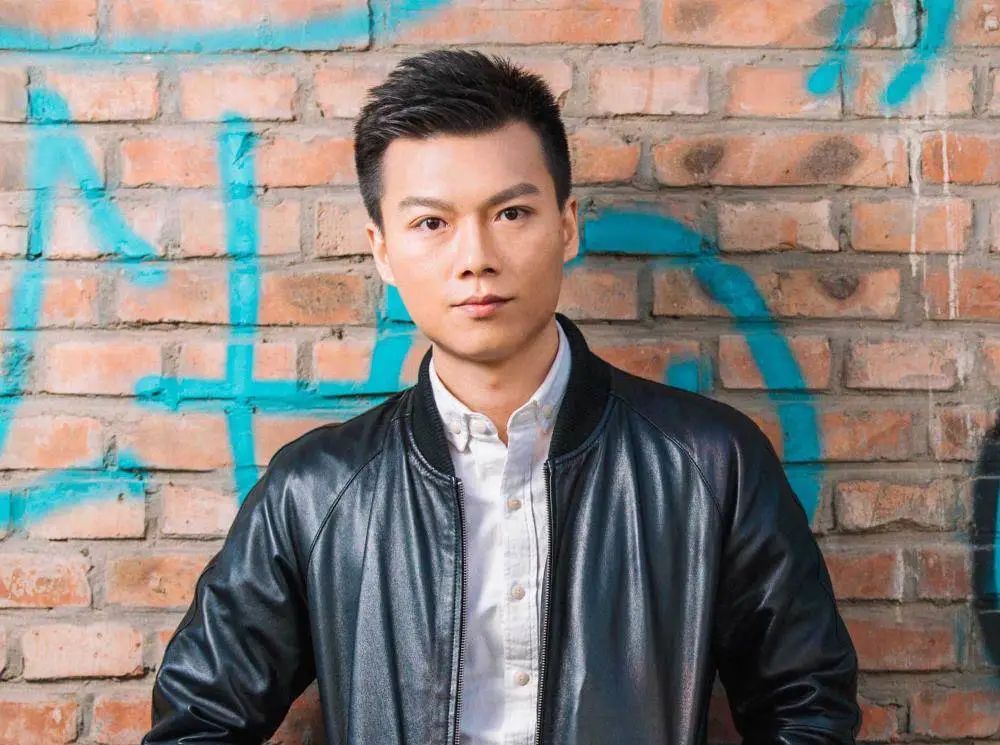 作者簡介：陳楸帆，男，1981年生。中國作家協會科幻文學委員會副主任，耶魯大學訪問學者，科幻作家。