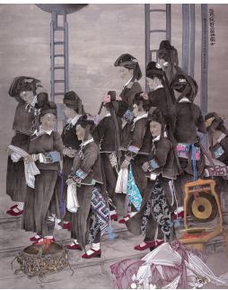 作者：滿紅江 作品名稱：《三月歌節上的壯家女》—工筆畫 作品尺寸：280cm×201cm 創作時間：2017 年