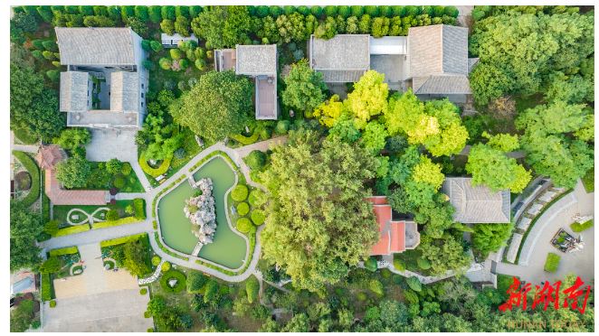 風景如畫的賈家莊作家村。