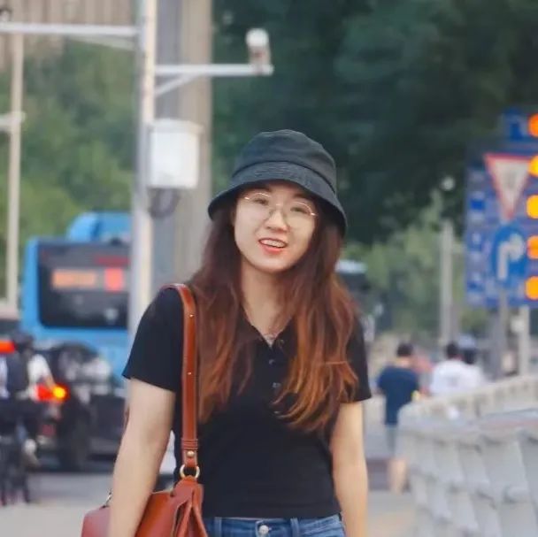 王秋實，中國作協網絡文學中心研究處干部。畢業于北京師范大學文學院、萊頓大學比較文學與文學理論專業，曾在游戲研發行業任七年世界觀、劇情及關卡設計師，多年游戲玩家。目前研究方向為網絡文學產業、網絡文學與游戲文化等。