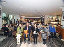 陳河最新長篇小說《誤入孤城》分享會舉行分享會上，陳河、北京師范大學文學院教授張莉、作家喬葉、評論家季亞婭帶領讀者走進這座雜糅了粗糲與柔情的文學之城。[詳細]