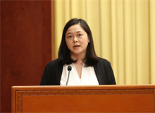 袁紹珊：交流與發展　　作為一位文化工作者，我在澳門從事文化工作超過16年，曾策劃、主編、編輯過百本書刊，包括澳門的年度文學作品選等……[詳細]