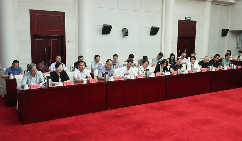 第十三屆全國少數民族文學創作駿馬獎評委