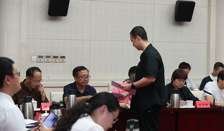 聯絡員分發選票