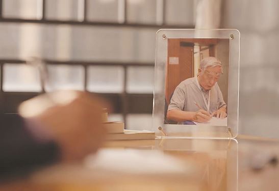 紀錄片展現了科幻作家王晉康的諸多作品，探討科幻與科技哲思的關系