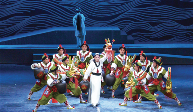 澳門基金會與江蘇省京劇院共同打造首部以澳門為題材的史詩式京劇《鏡?；辍?，于江蘇南京紫金大戲院首演后，在全國各地巡回演出