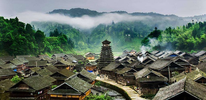 走向光，成為光——略談郭喬的小說集《倒帶》