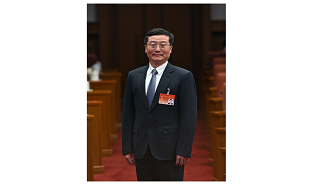 全國政協委員、人民日報社原副總編輯王一彪