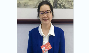 全國人大代表、重慶市作協原主席冉冉