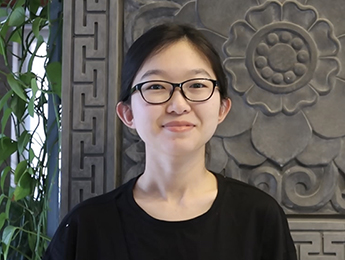 渡瀾：當你想起我時，將“會心一笑”