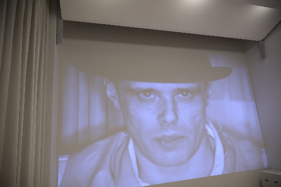 活動現場放映短片《社會雕塑》